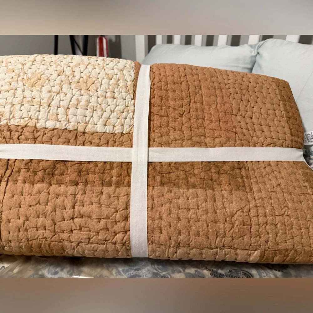 New WS/PB Rejuvenation Patchwork Pick Stitch Quilt & Euro Shams, F/Q, Rust Multi